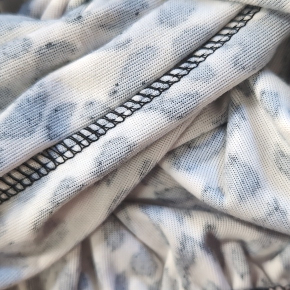 NWT The Children's Place Girl's 2 Piece Cat/Cheetah/Leopard Print Pajamas/PJs - Picture 7 of 8